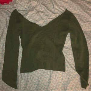 cut collar bone sweater